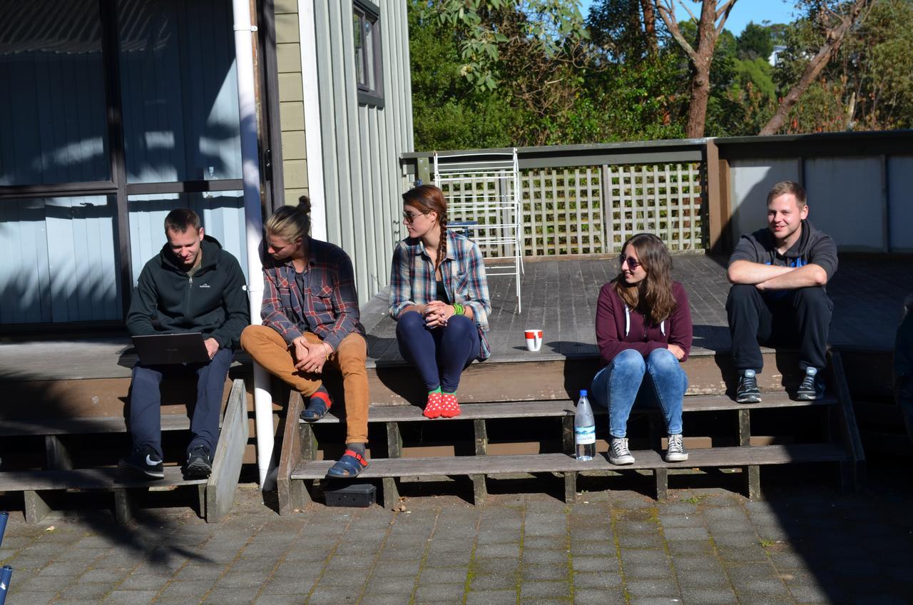 Bell Lodge Motel & Backpackers Hostel Tauranga Exterior photo